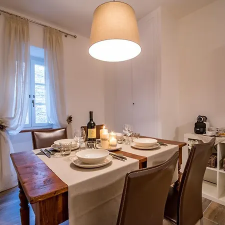 Cherihomeassisi דירה