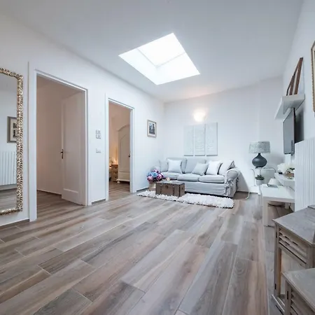Cherihomeassisi Lägenhet *